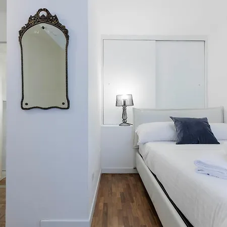 Ponte Vecchio Charming Apartment Florence