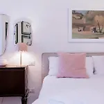 Ponte Vecchio Charming Apartment *